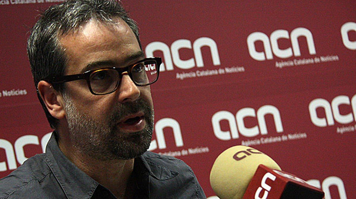 El director del festival, Carlos C. Ríos, anima els espectadors a deixar-se sorprendre.