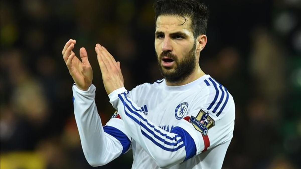 Cesc Fábregas no está contando con muchos minutos en el Chelsea.