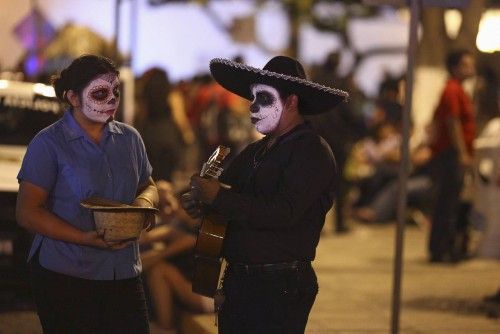 Los Ángeles, Nueva York, México, Lima, Hong Kong, Londres... Los disfraces de Halloween han tomado las calles de muchas ciudades