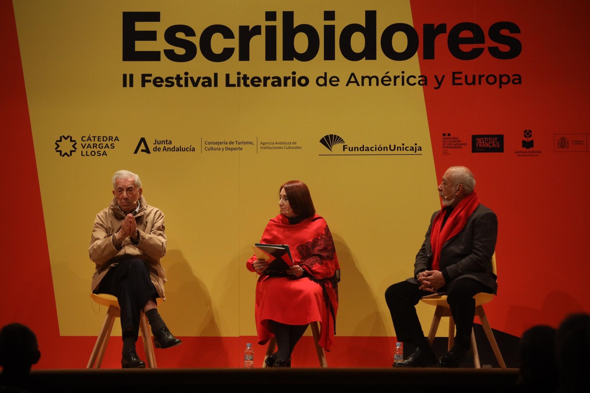 Acto inaugural del II Festival Literario de América y Europa 'Escribidores', en la sala Unicaja de conciertos María Cristina.
