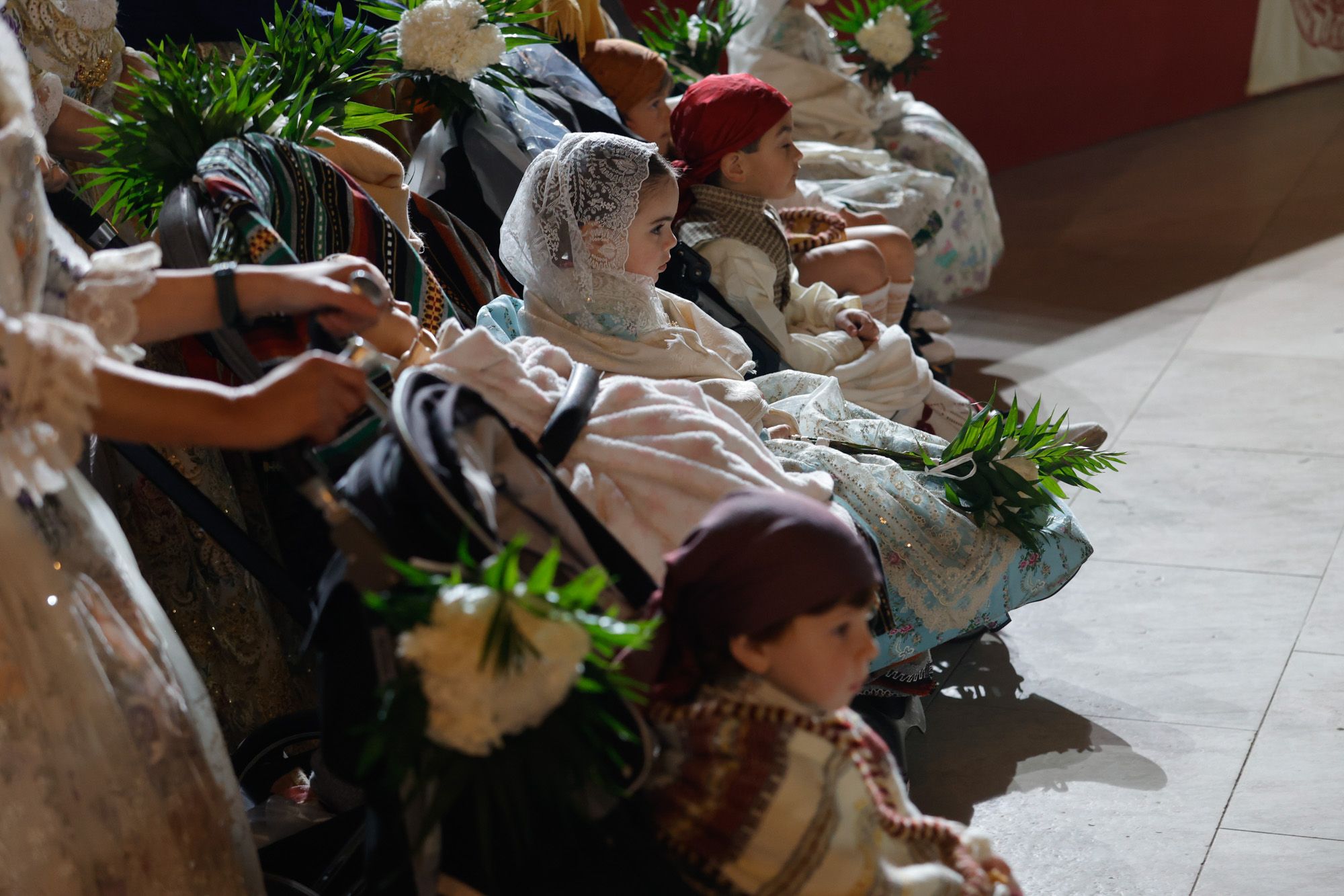 Todas las fotos de la Ofrenda del 17 de marzo por la calle San Vicente de 20:00 a 21:00 horas