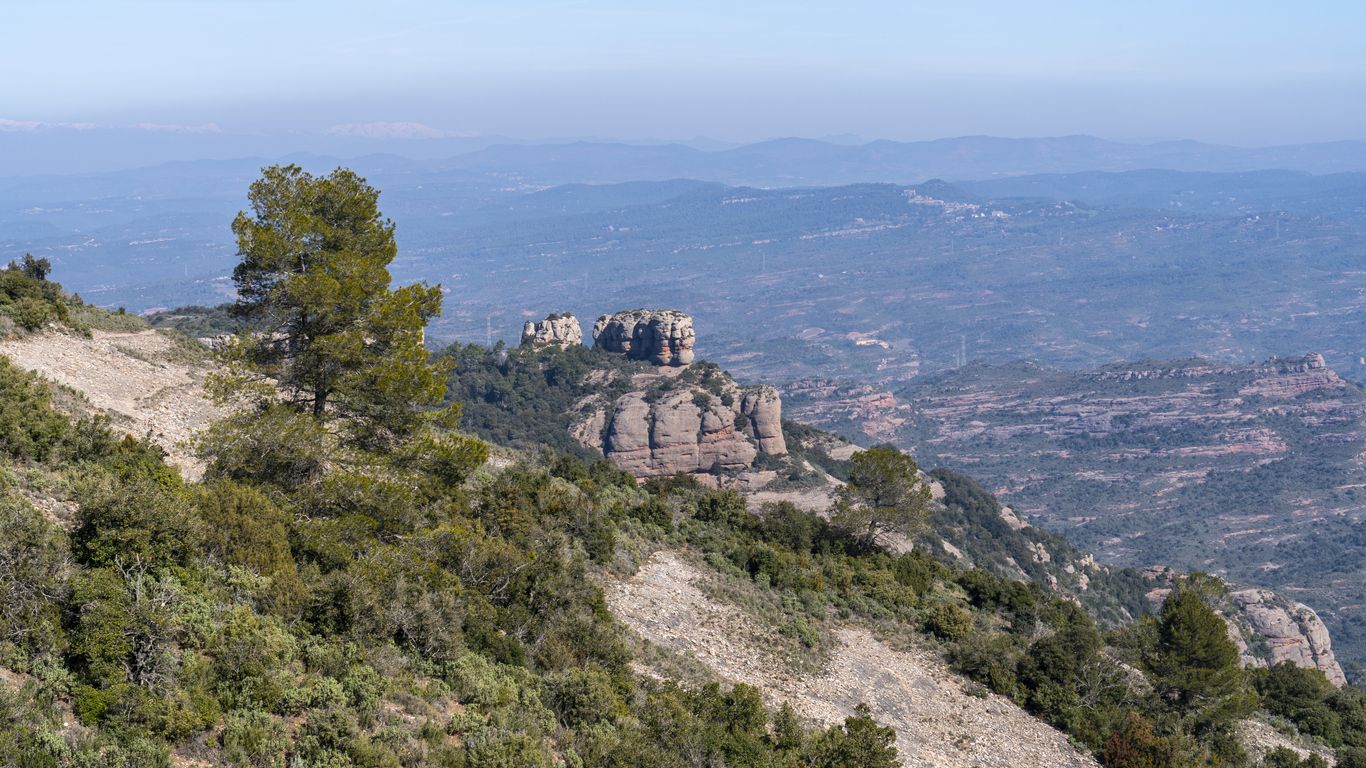 Así de bonito es el Parque Natural de "Sant Llorená de Munt i L'obac"