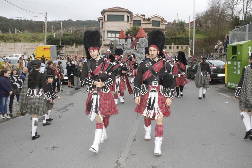 San Xulián pone el definitivo broche final al carnaval y celebra los 25 años de Os da Caña