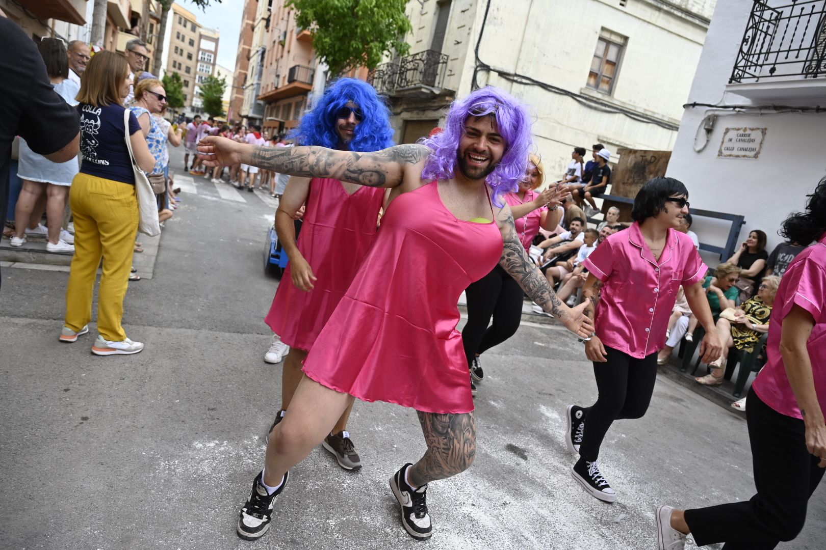 Imaginación y humor al poder en el desfile de las collas del Grau