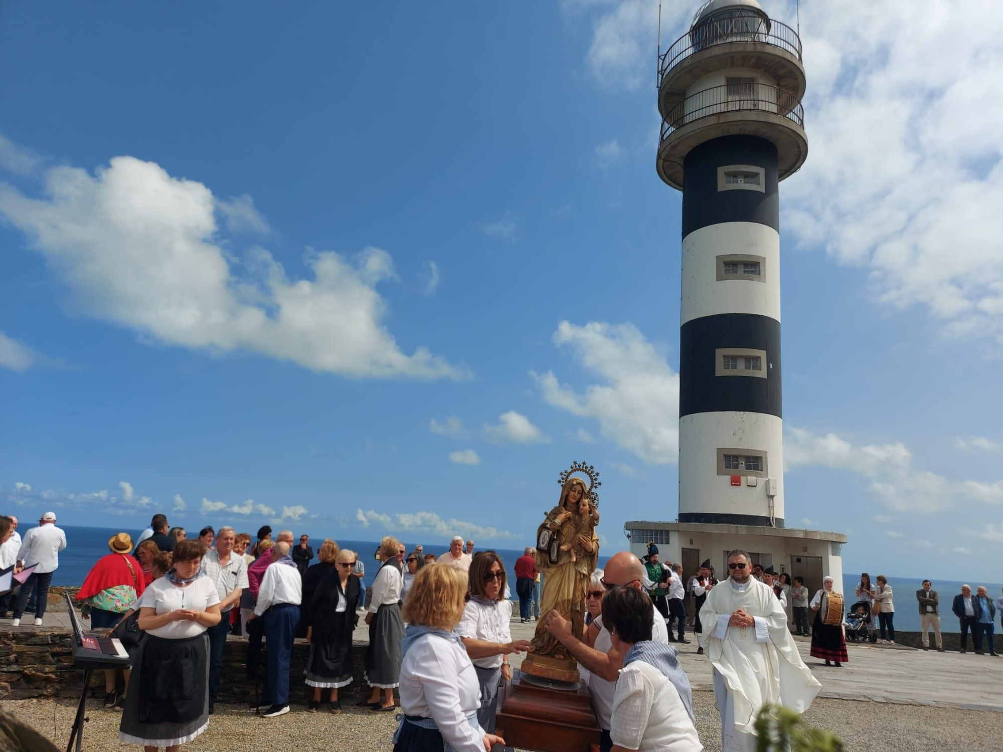 En imágenes: Así fue el XV Día del Mar de Ortiguera, en Coaña