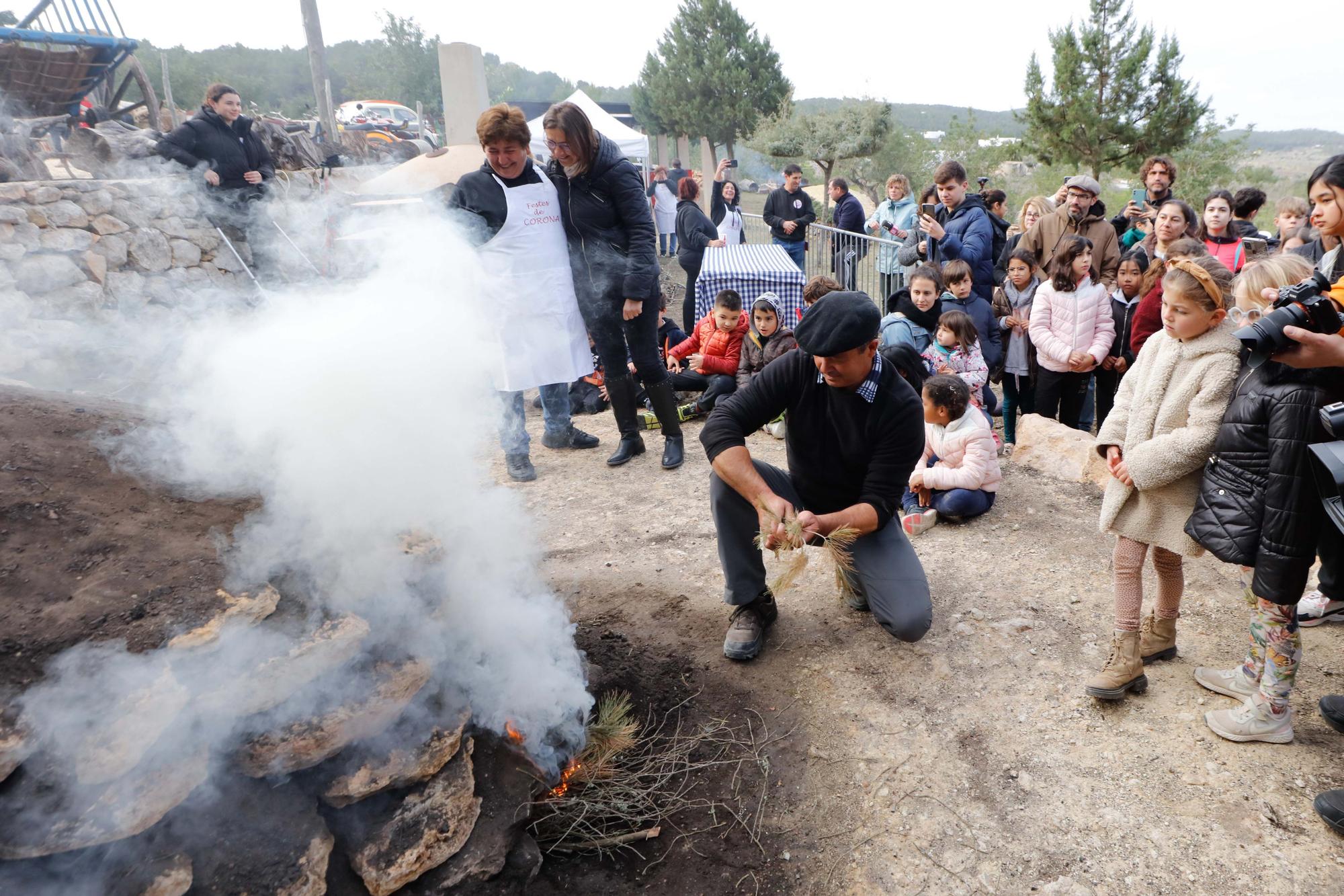 Galería de imágenes de la 'Festa de la Sitja' de Santa Agnès