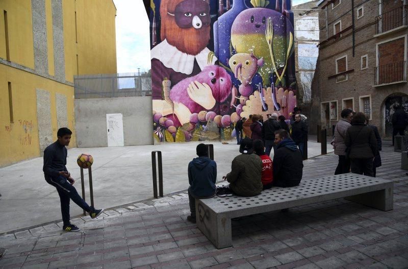 Inauguración de una nueva plaza en el Arrabal