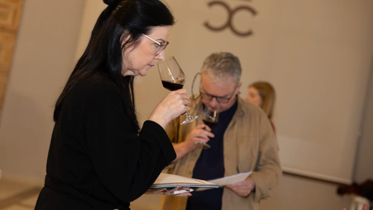 Cata de vinos y seminario de Ferrán Centelles.
