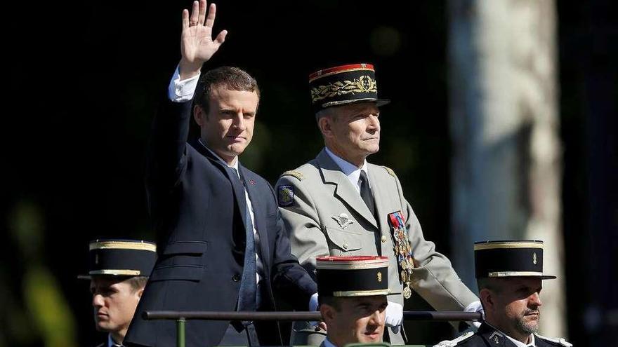 Macron y De Villiers, en el desfile militar de la Fiesta del 14 de Julio, celebrado el pasado viernes.