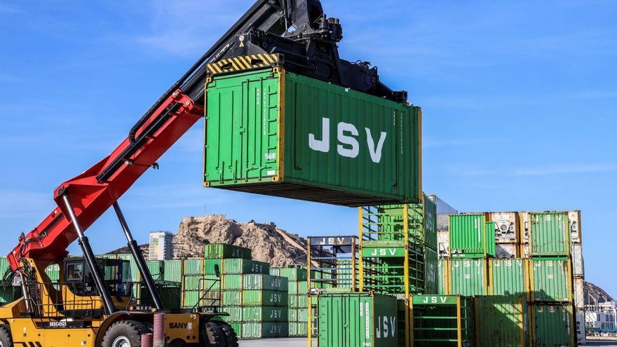 Los empresarios alicantinos ven &quot;inevitable&quot; una caída de las exportaciones tras el acuerdo entre la UE y Estados Unidos