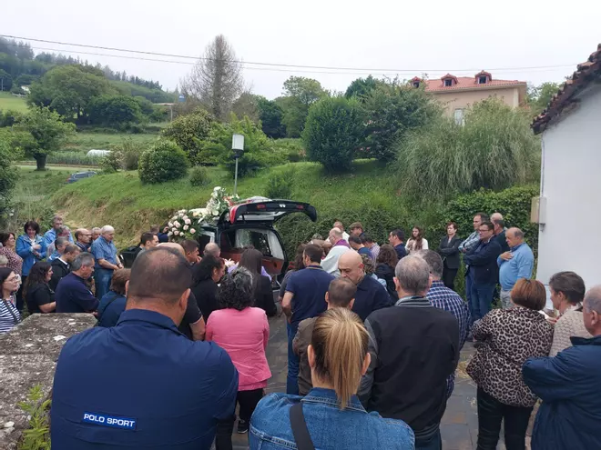 En imágenes: Funeral por Félix Manuel Arias en Sobrado (Tineo)