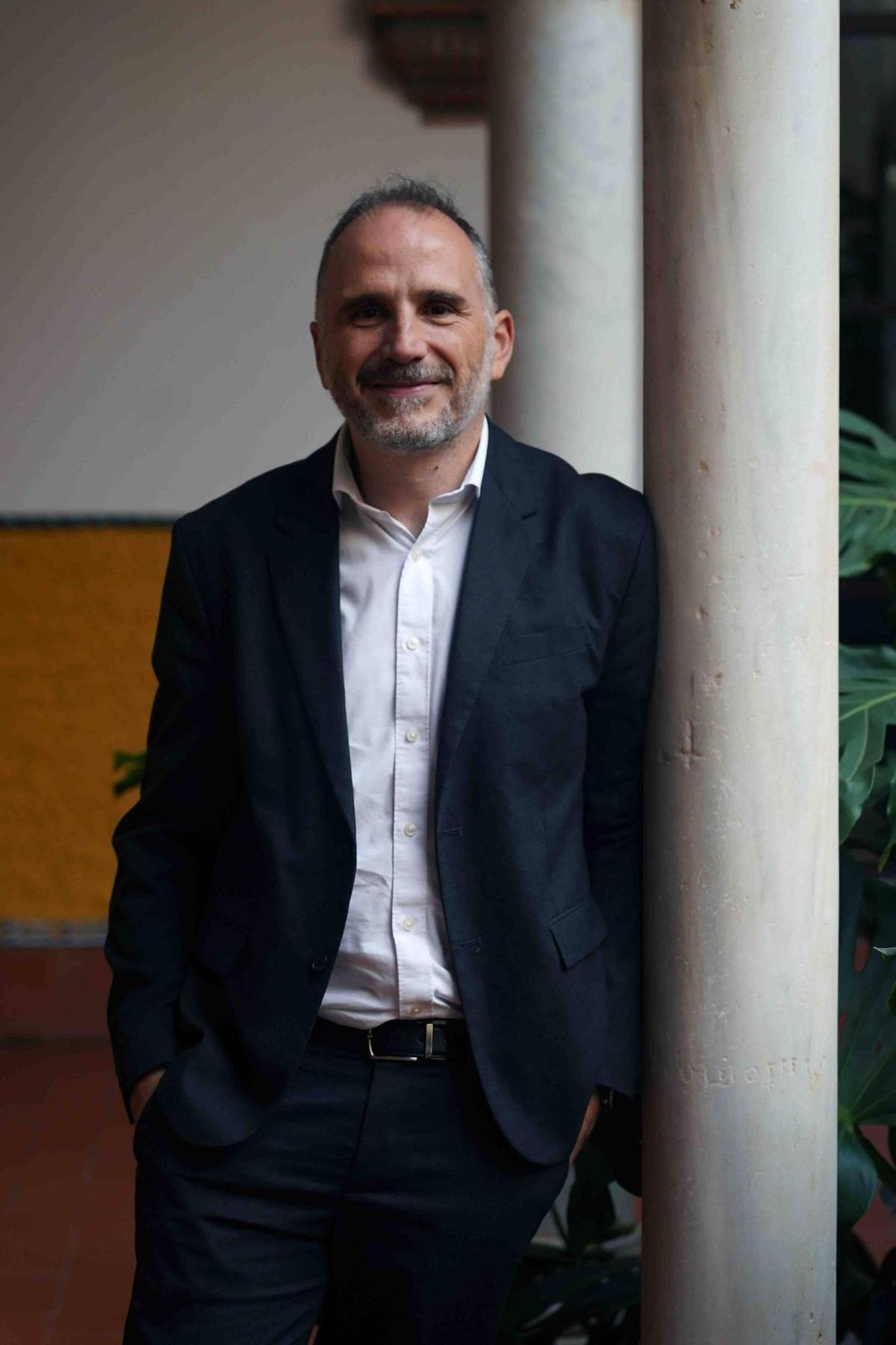 El doctor Andrés Fontalba en el Colegio de Médicos de Málaga