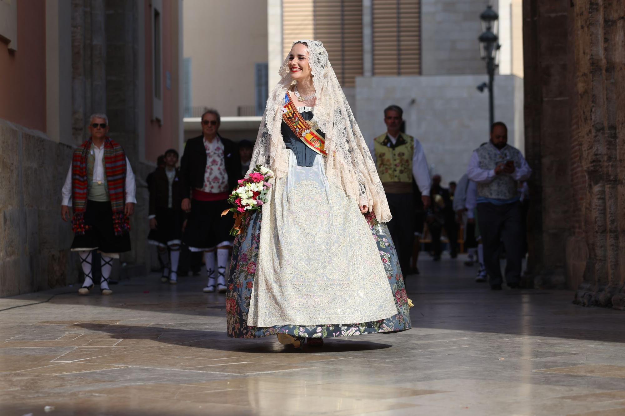 Ofrenda 2023 | Falleras Mayores e Infantiles de comisiones del 17 de Marzo (y II)