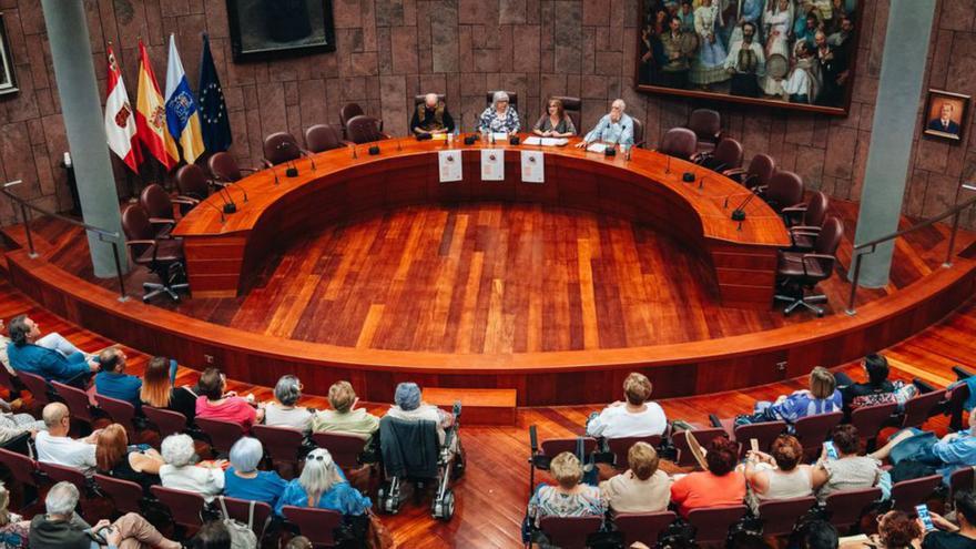 Un recetario recopila el bagaje culinario de las mujeres gomeras