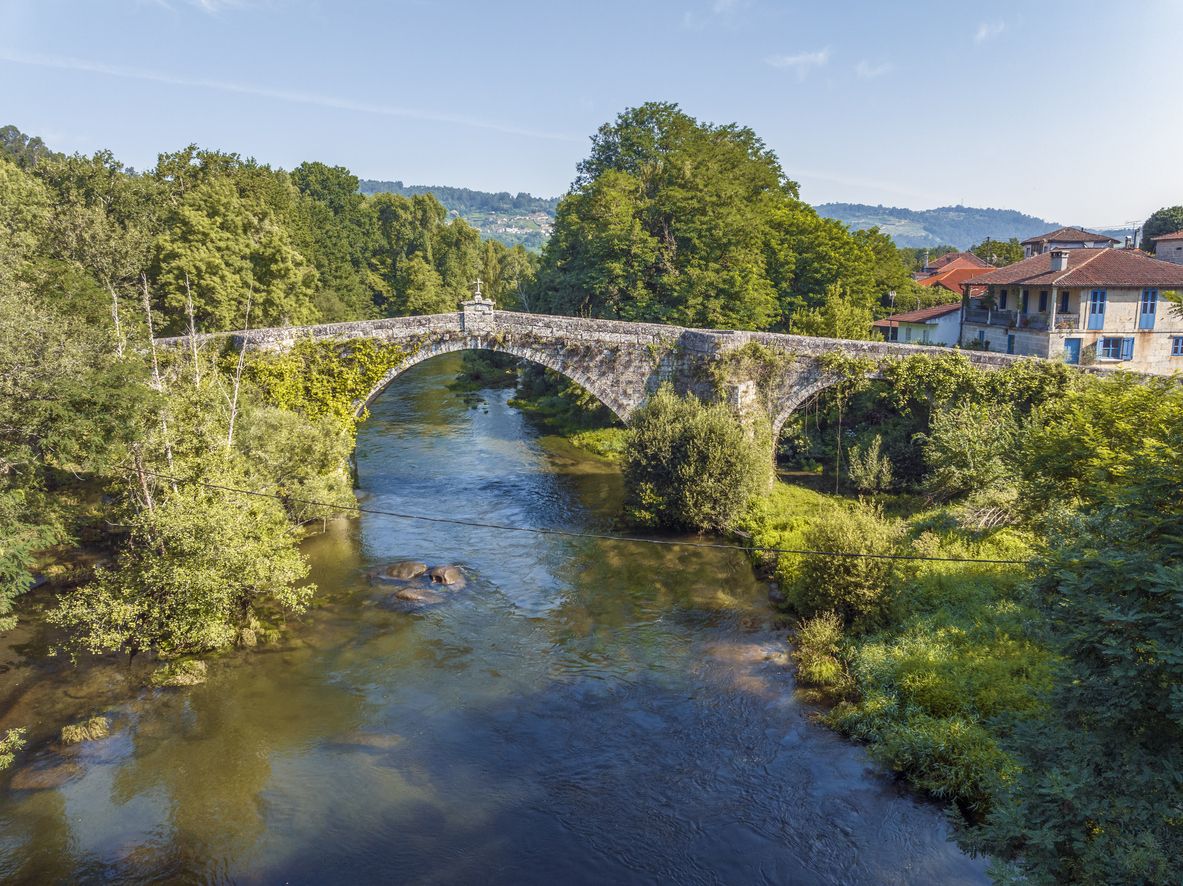 Puente medieval de San Clodio.