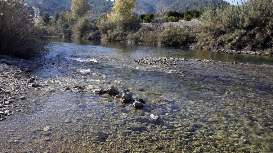 La Mancha vuelve a conseguir más caudal y pone en jaque el tramo final del Xúquer