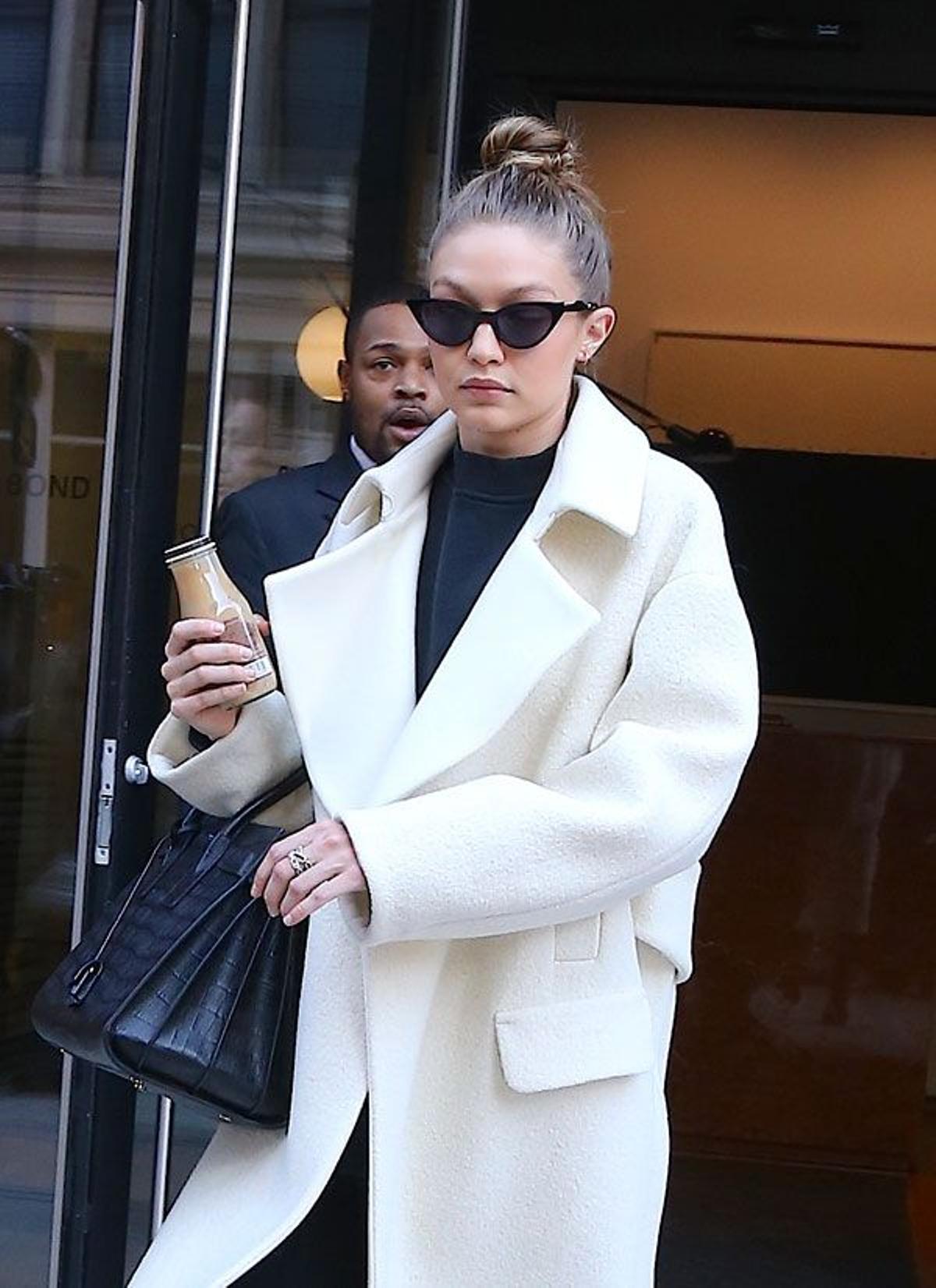 El moño de Gigi Hadid que conseguirás en menos de un minuto