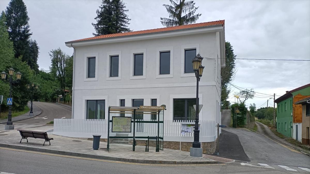 El nuevo consultorio de La Manjoya, con el exterior reformado