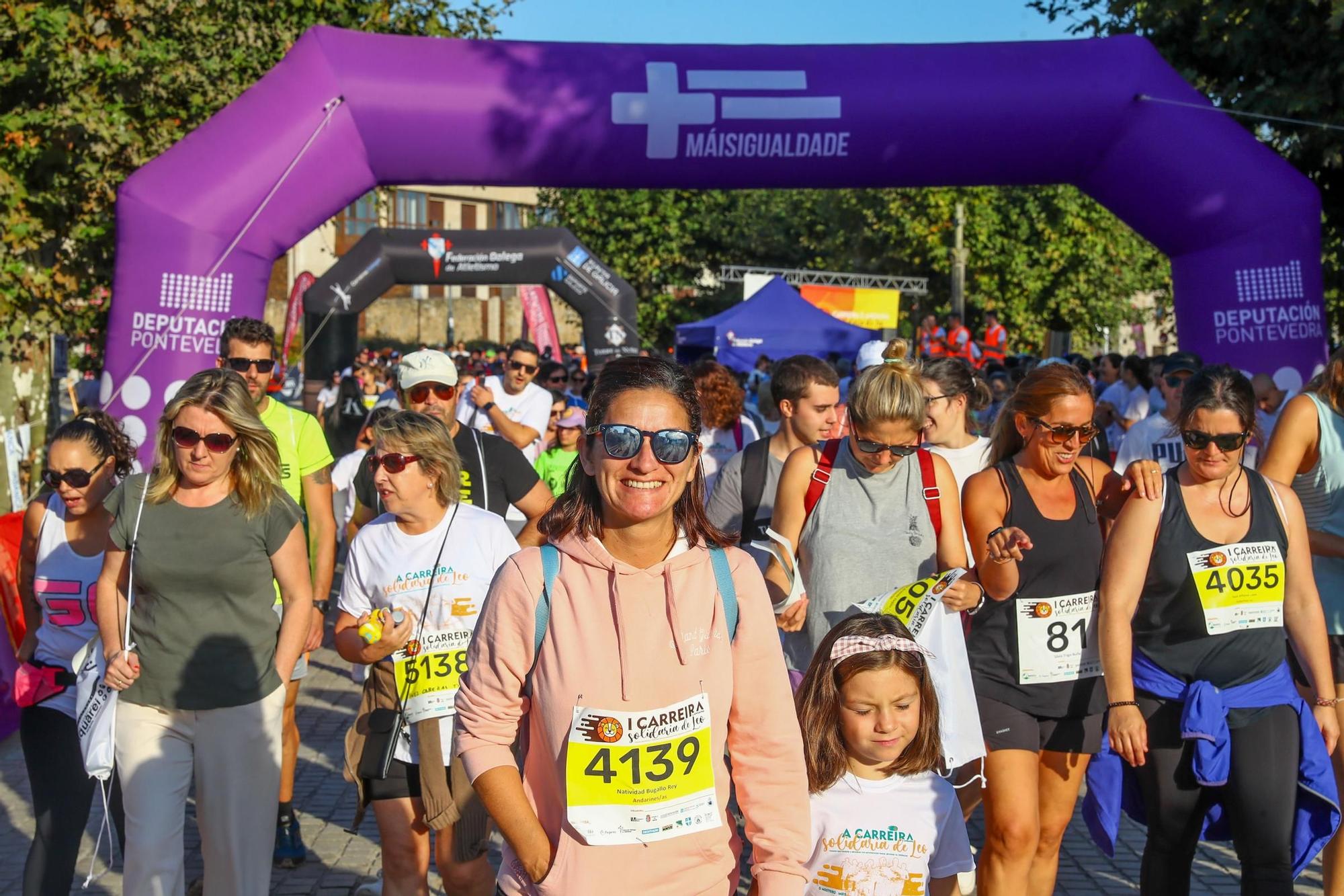 Asistentes a la "I Carrera Solidaria de Leo", con la que recordar al bebé de Meis fallecido hace casi un año y dar visibilidad a las enfermedades raras.