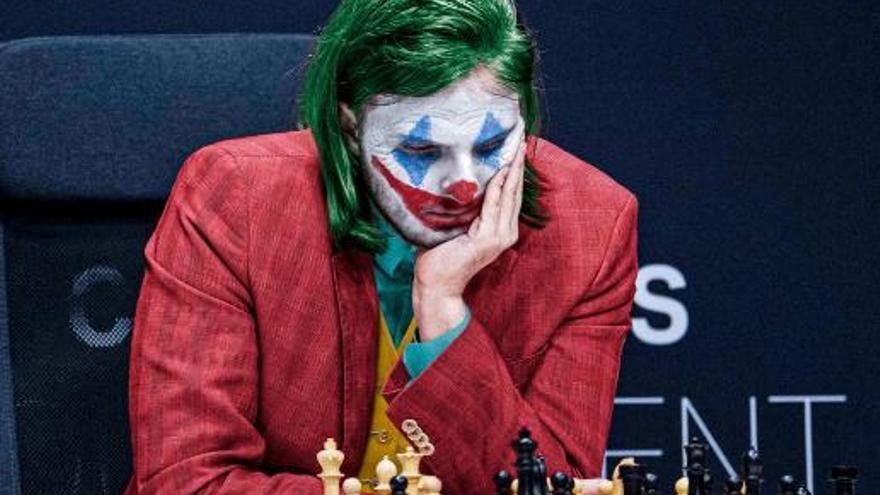 Meme de Richard Rapport, ajedrecista húngaro que juega bajo pabellón rumano, caracterizado como el Joker.
