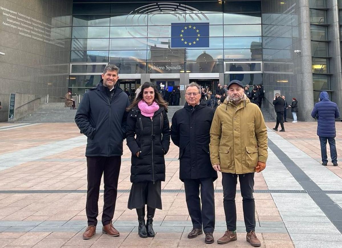 La delegación del sector cerámico español, en Bruselas.