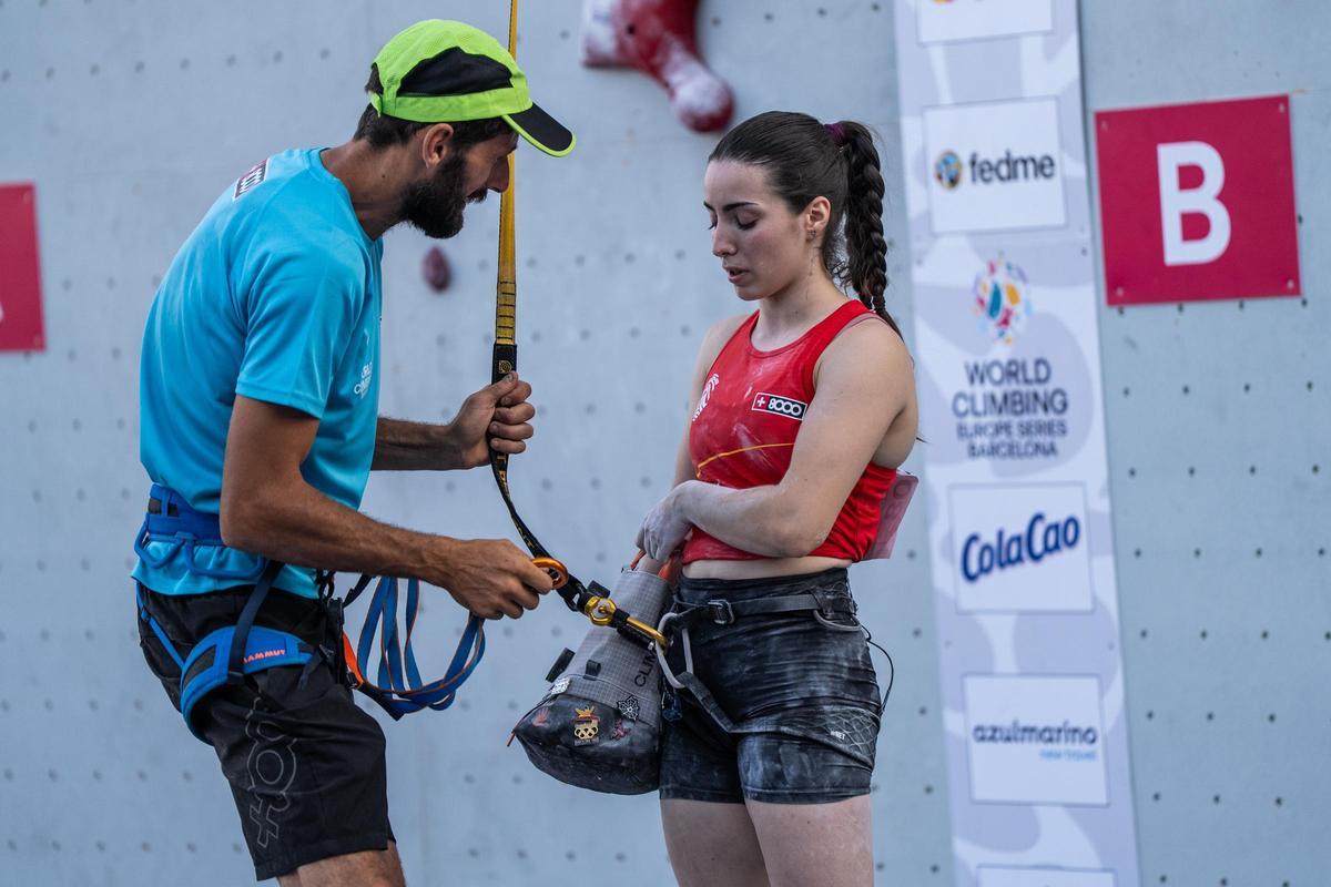 Ambiente durante la competición de escalada de velocidad de la Copa de Europa