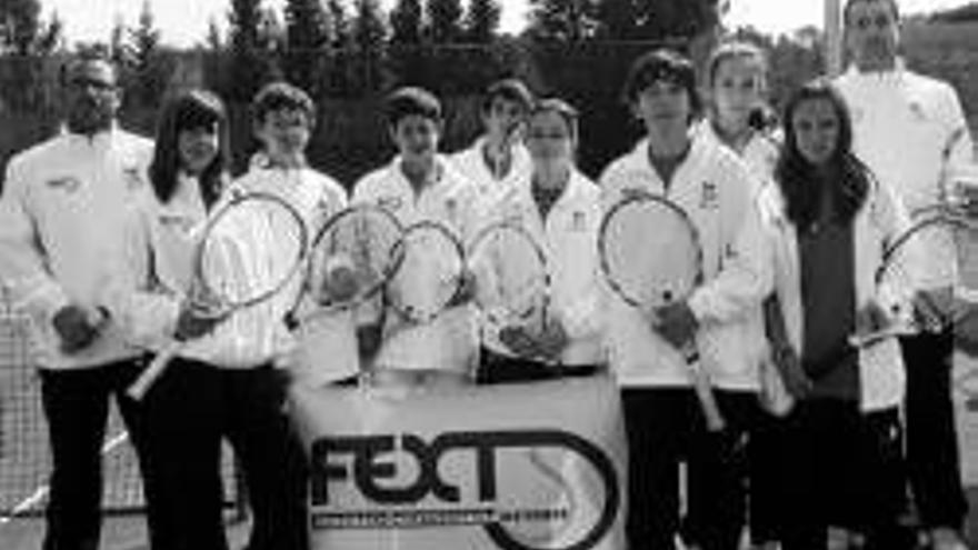 Infantiles del grupo de competición de la Federación Extremeña de Tenis