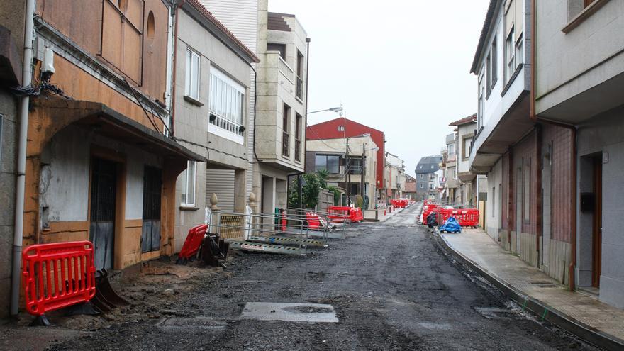 Las obras de Castelao obligan a cortar el agua en el casco urbano