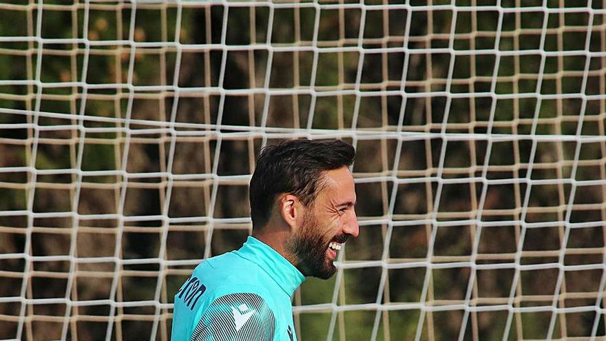 José Luis Morales, en un entrenamiento en Buñol. | F. CALABUIG