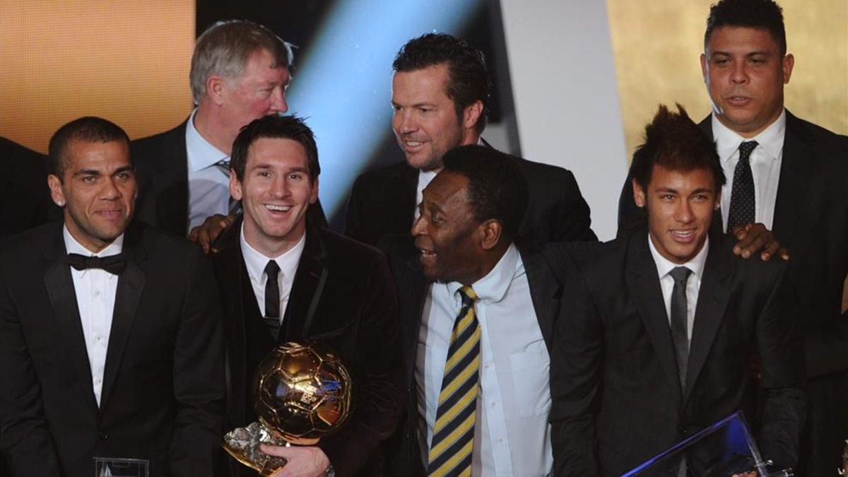 Pelé, junto a Messi en una gala de la FIFA