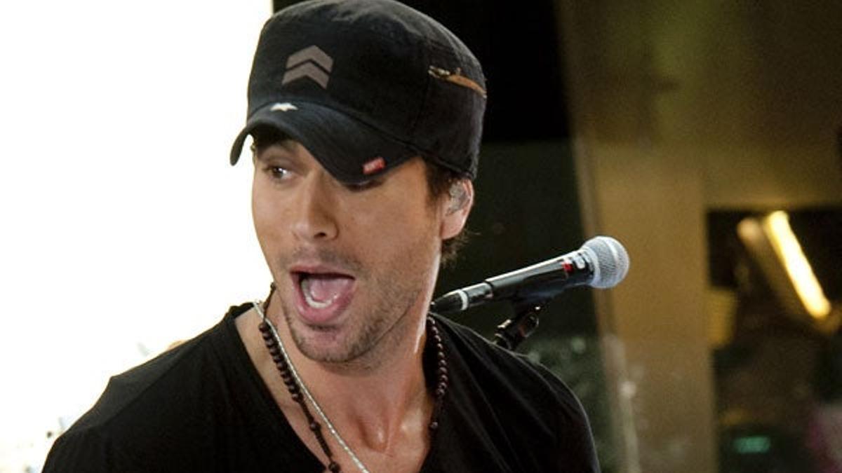 Enrique Iglesias no podrá desnudarse en Miami