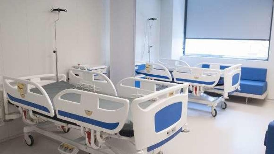 Una habitación del hospital de Ourense. // Brais Lorenzo