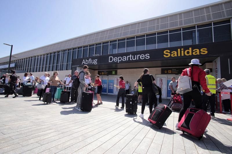 Situación en el aeropuerto de Tenerife Sur.