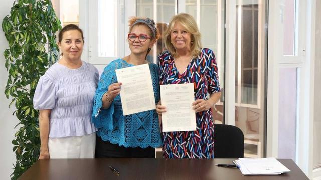Acto de renovación del convenio entre el Ayuntamiento y Crece. | L.O.