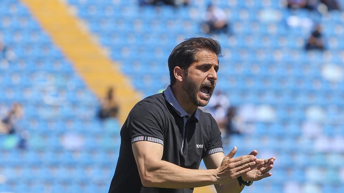 Sergio Mora durante un partido del Hércules en el Rico Pérez