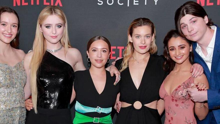 Els actors de «The society» |