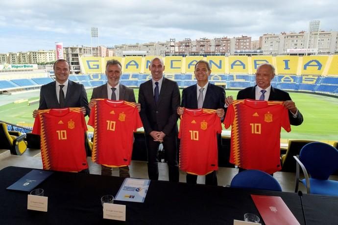 Presentación en rueda de prensa el partido ...