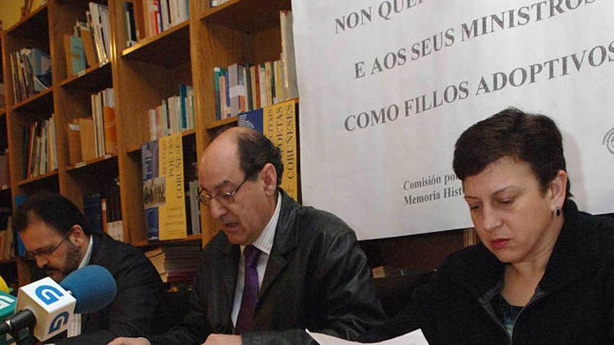 Reunión de la Comisión de la Memoria Histórica, ayer. / carlos pardellas