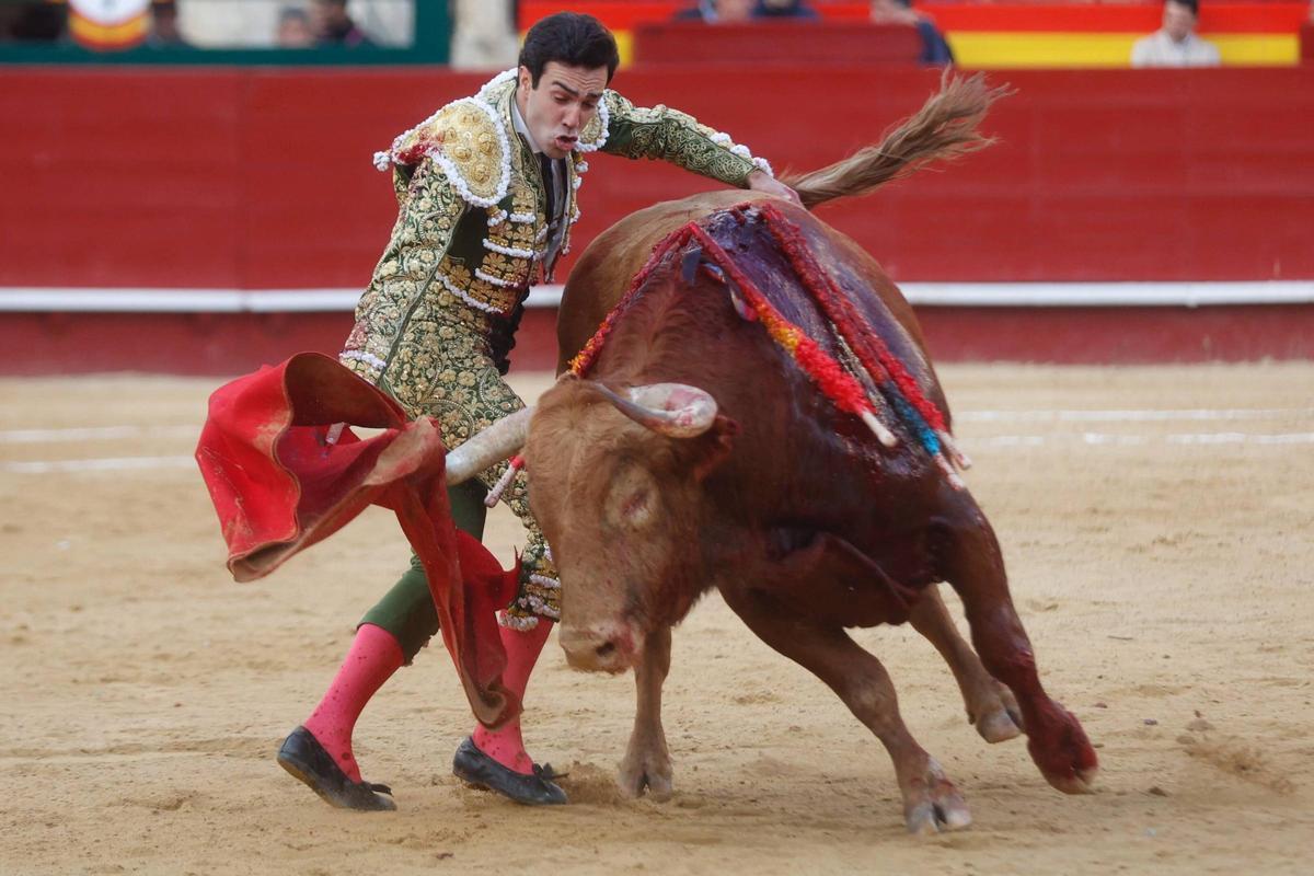 El mano a mano entre Borja Jiménez y Tomás Rufo de la Feria de Fallas, en imágenes