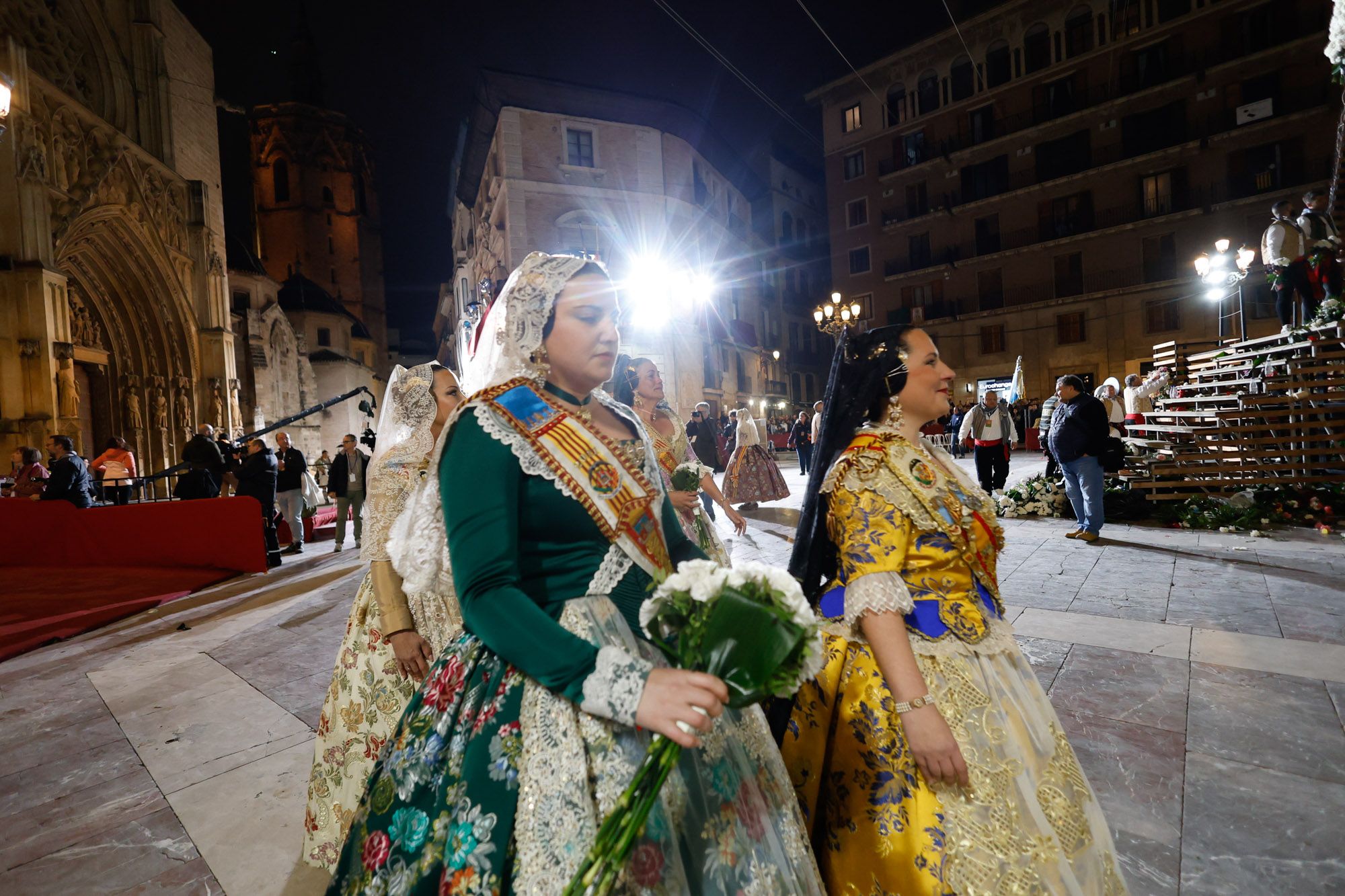 Todas las fotos de la Ofrenda del 17 de marzo por la calle de la Paz de 19:00 a 20:00 horas