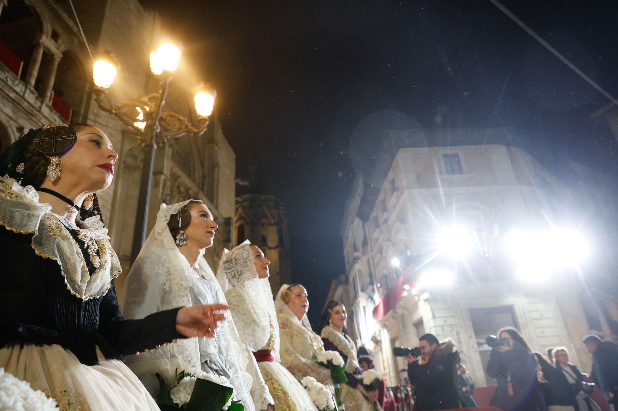 Todas las fotos de la Ofrenda del 17 de marzo por la calle de la Paz de 21:00 a 22:00 horas