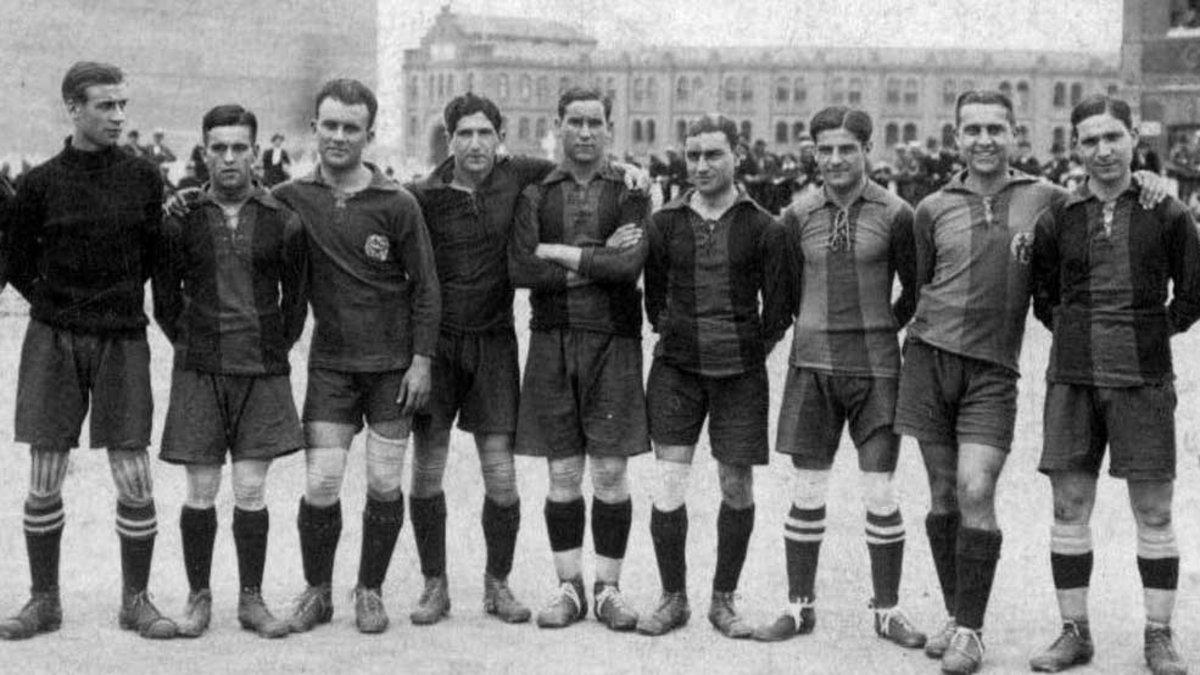 El equipo del FC Barcelona, en mayo de 1918, que jugó el primer amistoso contra el Madrid pero no el segundo, que suspendió por enfermedad de ocho jugadores