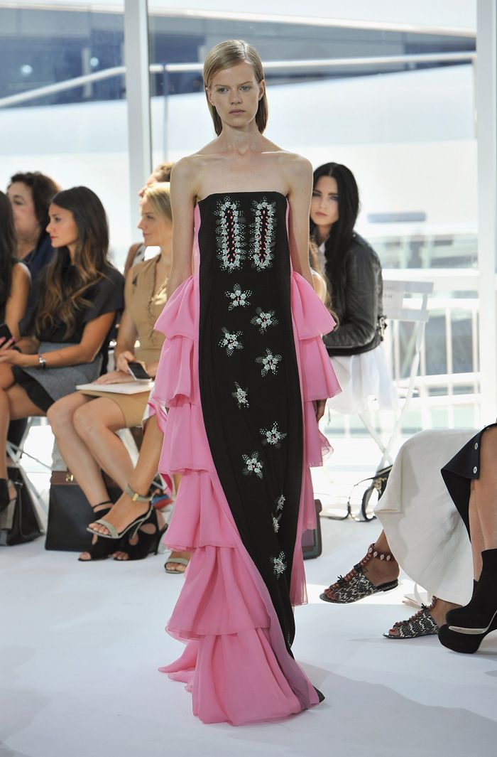 Nueva York Fashion Week: Delpozo, vestido largo en rosa y negro