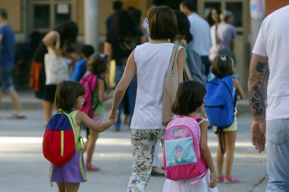 Primer día de clase en el colegio Cervantes de València.