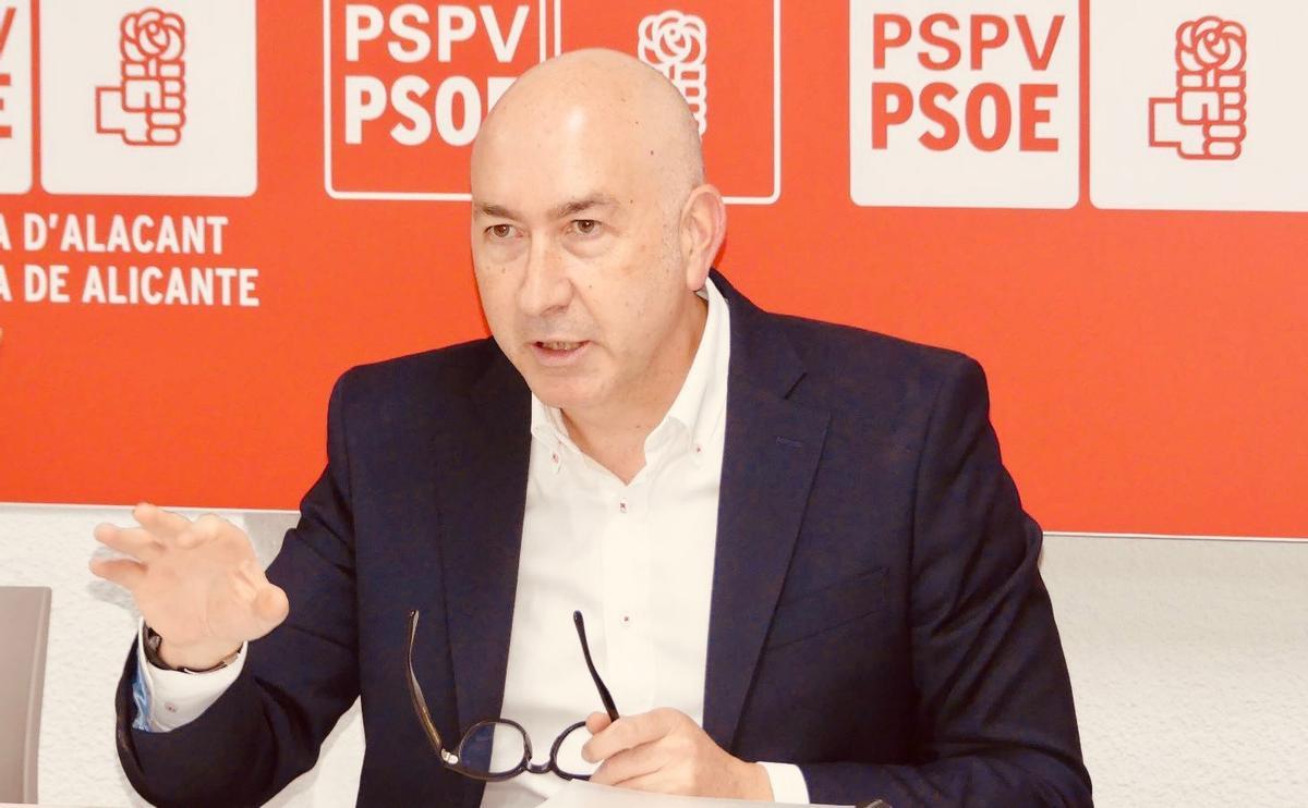 El ilicitano Alejandro Soler, en un acto reciente del PSPV-PSOE en la provincia de Alicante