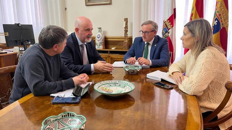 Un momento de la reunión de ayer, en Teruel.