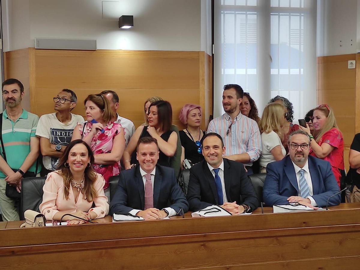 Imagen de la toma de posesión del grupo municipal del PP de Nules en el pleno de investidura del año 2023.