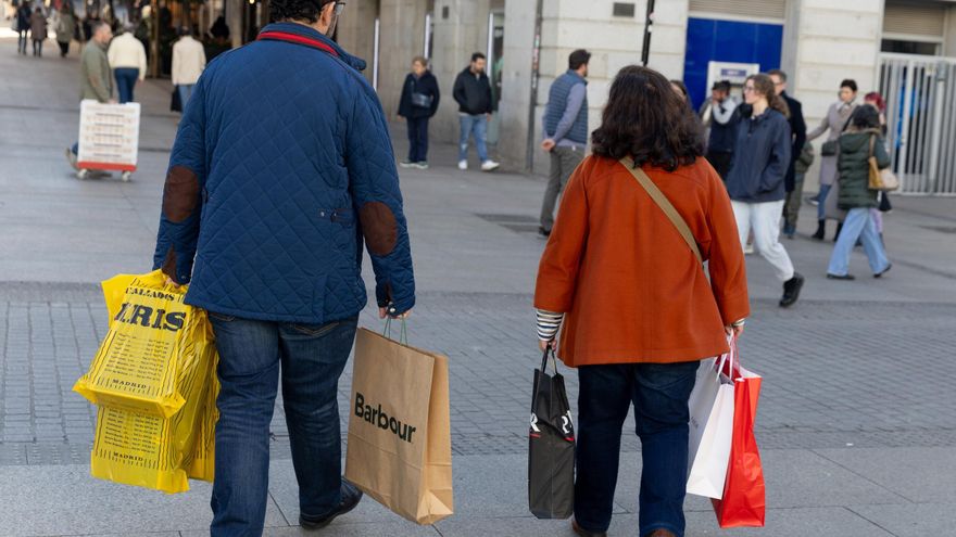 El comercio minorista modera el avance de sus ventas al 4,3% en julio y suma 13 meses de alzas