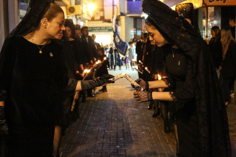 Varios momentos de la procesión que se celebró en honor al apóstol en Benidorm.