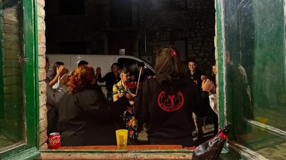 Una activitat de nit a l'Ateneu Popular de Cerdanya